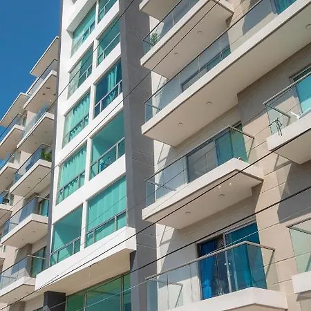 Apartamento Modern 3 Bd 2 Bth + Rooftop Pool